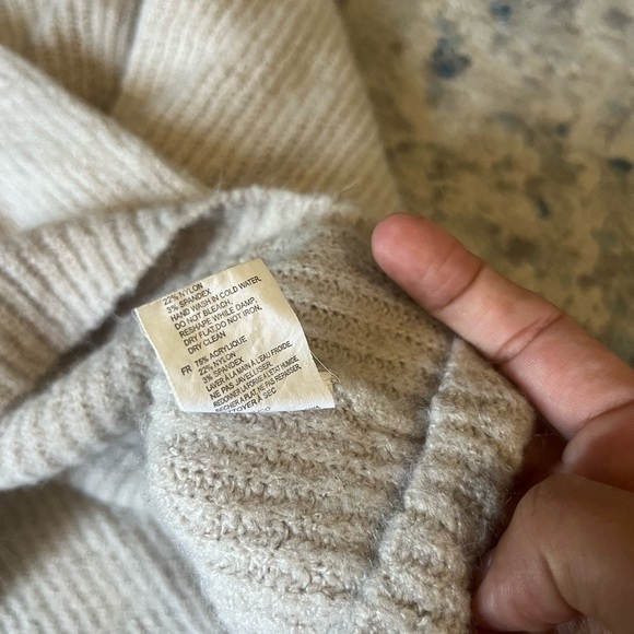 RD Style cream sweater small - Picture 4 of 5